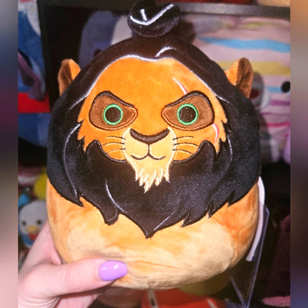 NWT Squishmallows Disney Scar 7.5” from The Lion King 🦁